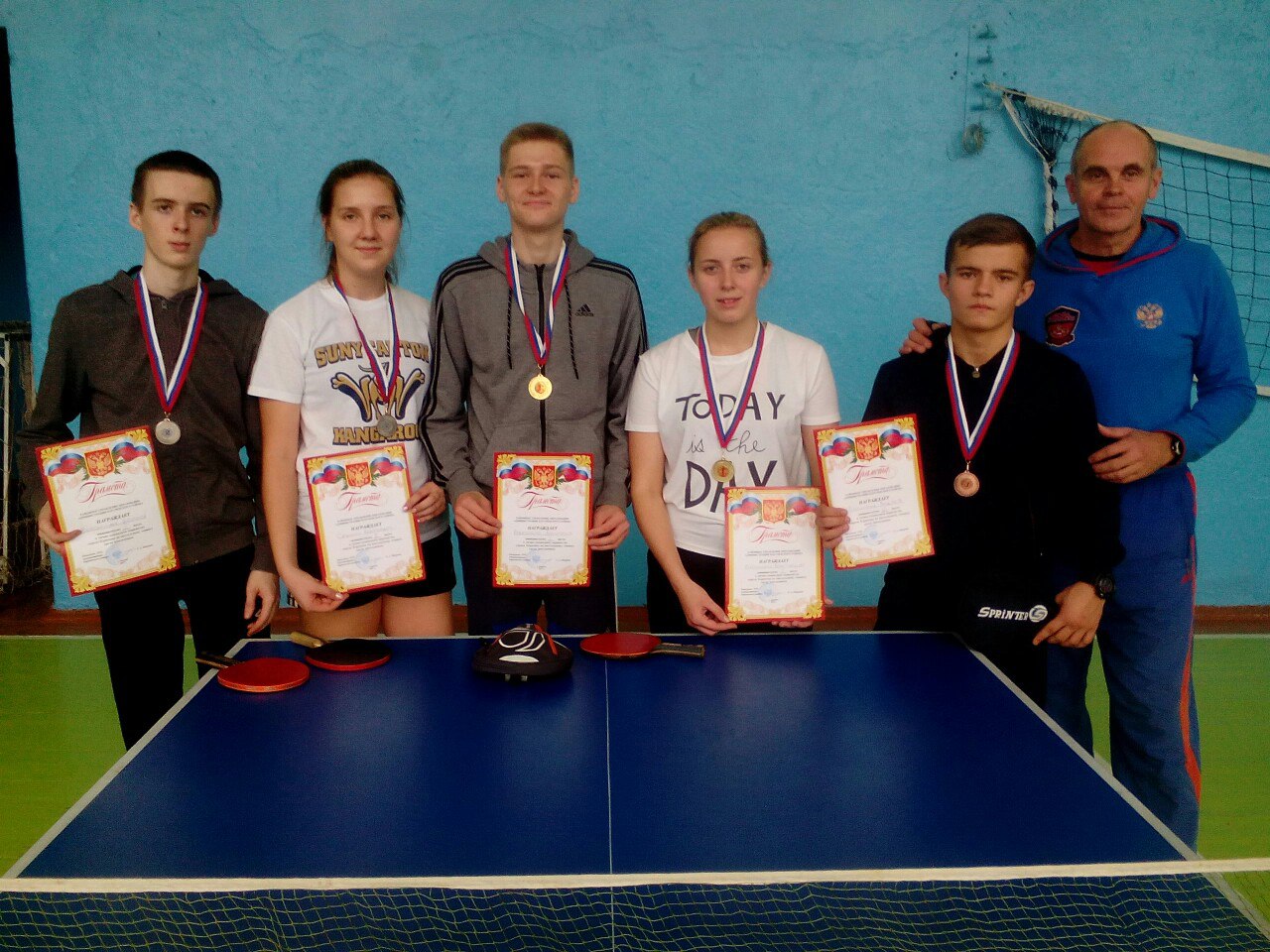 Школьные соревнования по теннису