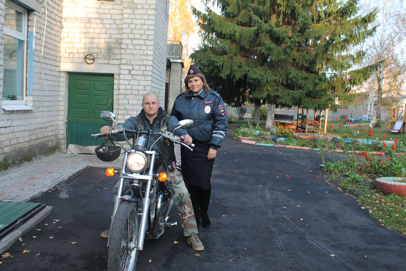 Карачевские автоинспекторы посетили социальный приют для детей и подростков