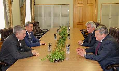 Губернатор Александр Богомаз провел рабочую встречу с заместителем полномочного представителя Президента в ЦФО Николаем Овсиенко