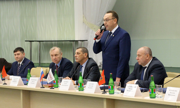 Обсуждались проблемы региональной безопасности