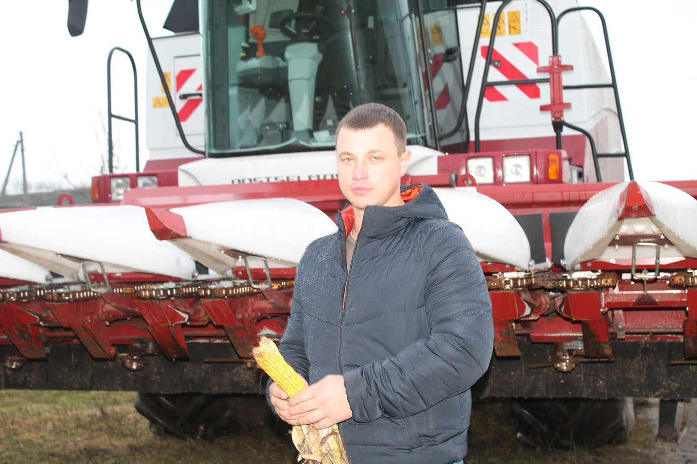 За штурвалом — молодой комбайнер