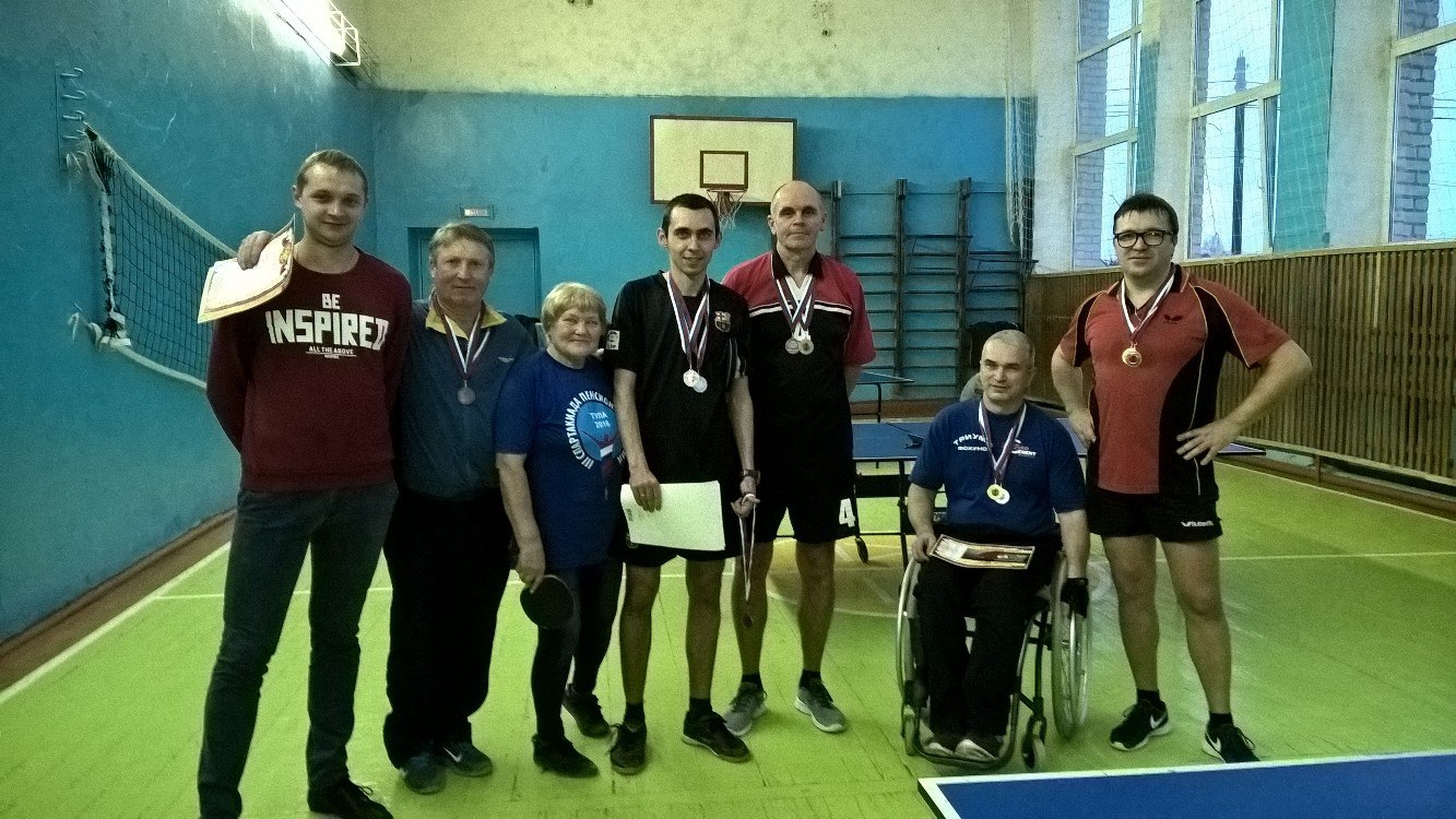 Играть в теннис может каждый