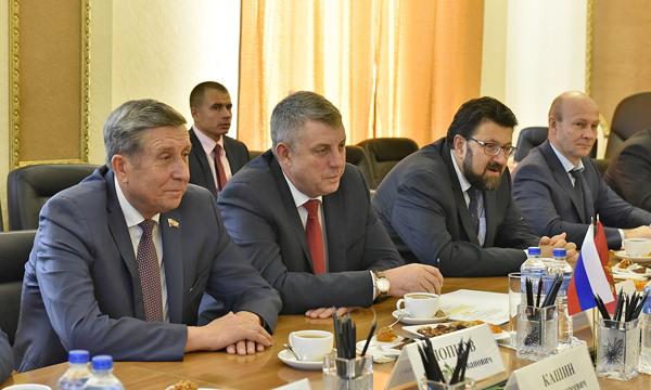 Александр Богомаз: «Своим примером Герои Отечества воспитывают молодежь — будущее Брянской области, будущее нашей страны»