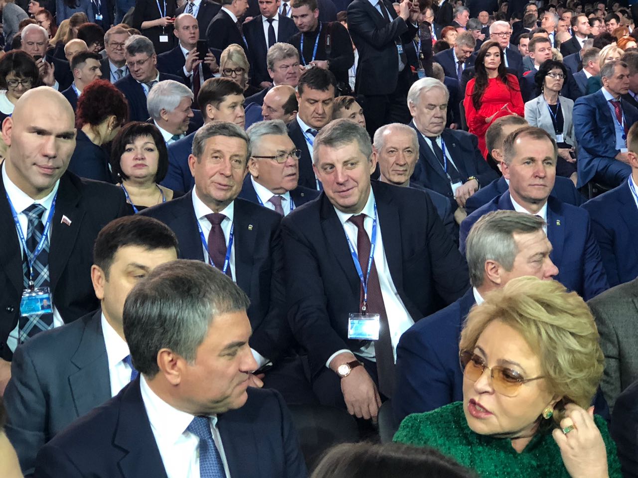 Александра Богомаза усадили рядом со спикером Госудумы  Вячеславом Володиным