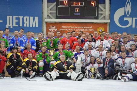 Губенатор принял участие в  матче брянской НХЛ