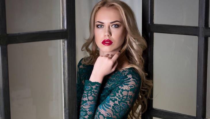 Брянская сотрудница РЖД — участница конкурса билетных кассиров