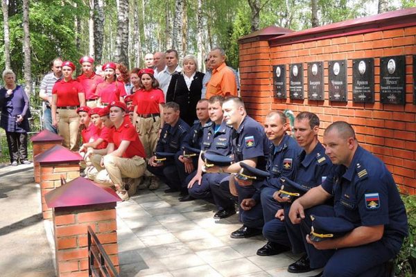 Открыт мемориал на военном аэродроме в Сеще Брянской области