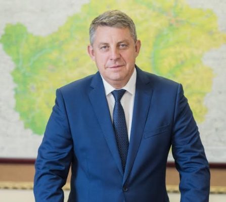 Губернатор Брянской области Александр Богомаз поздравил медиков с профессиональным праздником