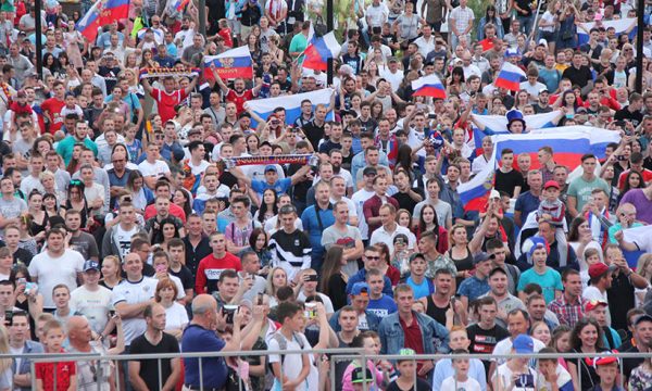 Брянские болельщики ликованием встретили вторую победу российской сборной по футболу.