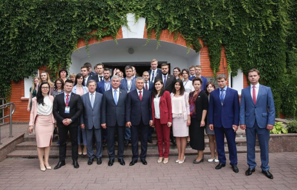 Вячеслав Володин провел встречу с молодыми брянскими  парламентариями