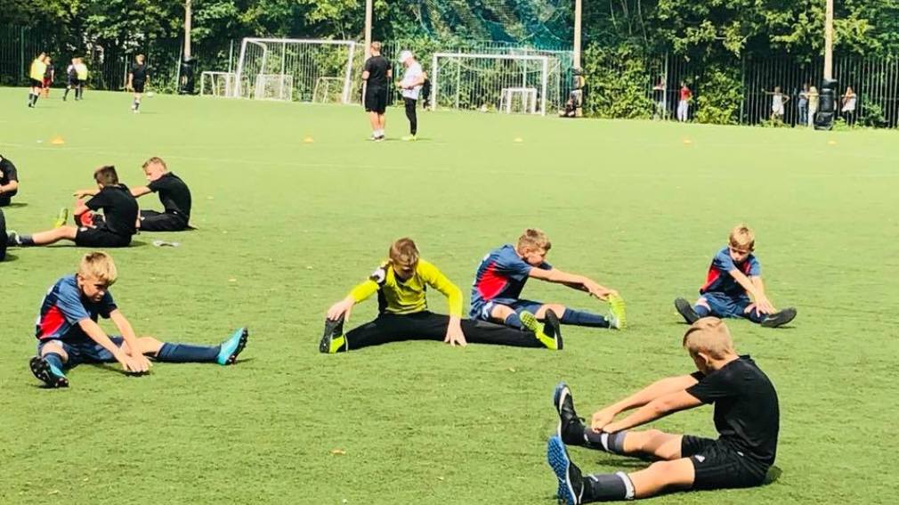 Юные футболисты из Клинцов проходят обучение в академии клуба ЦСКА