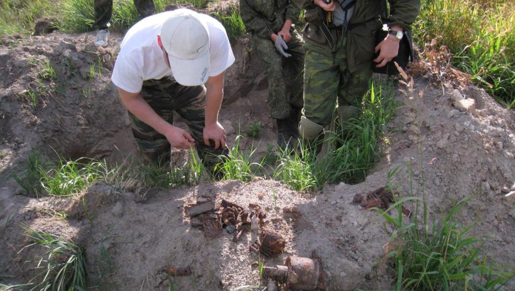 Поисковые отряды из Сибири и Урала провели совместную экспедицию в Брянской области
