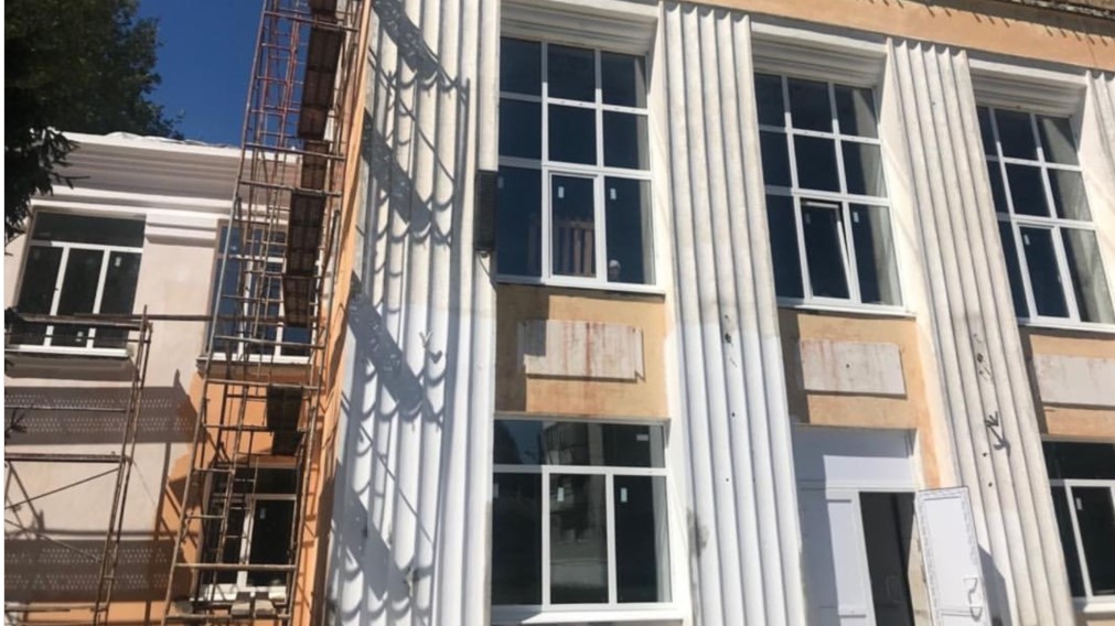 В брянском Ивоте ремонтируют Дом культуры