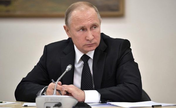 Владимир Путин приравнял тружеников села к шахтерам