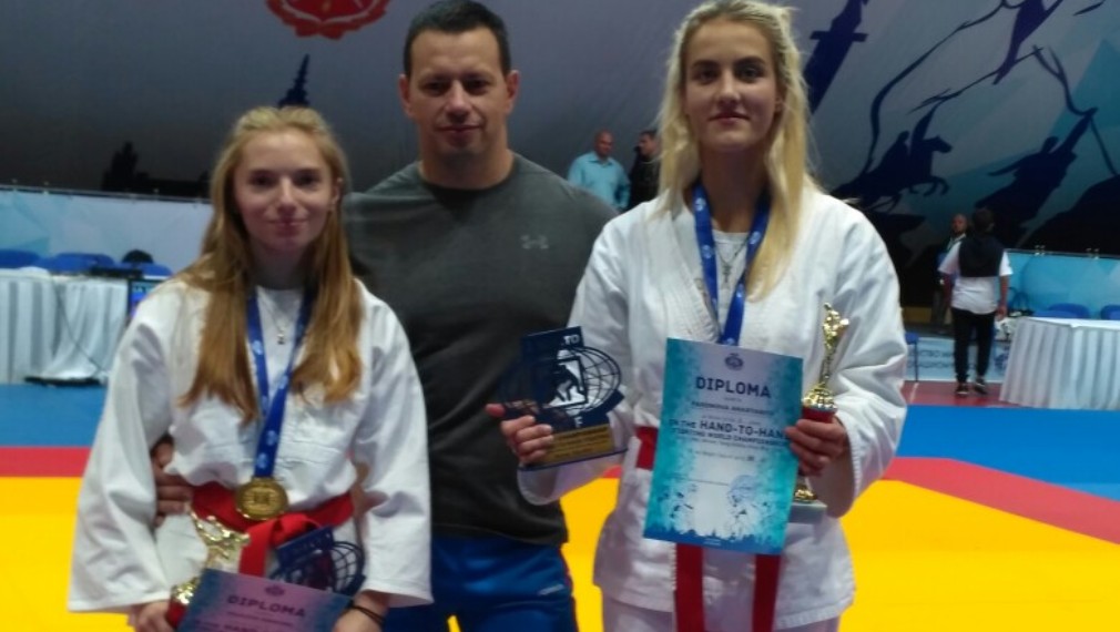 Брянчанки Кристина Акулова и Анастасия Пахомова стали самыми сильными на первенстве мира по рукопашному бою