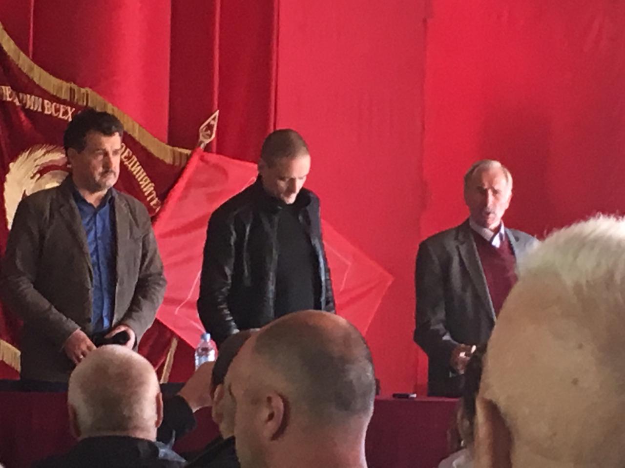 Брянских коммунистов пытались впечатлить «звездой»