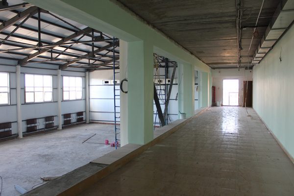 В п. Комаричи Брянской области продолжается строительство ФОКа