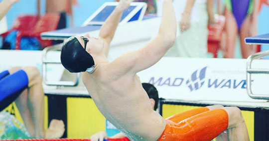 Брянский пловец Даниил Бачурин стал триумфатором Первенства ЦФО