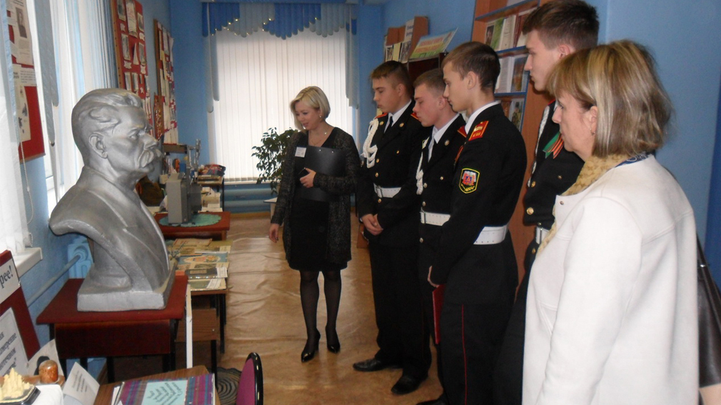 Кадеты провели литературный конкурс в честь 200-летия со дня рождения Тургенева