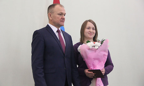 В Правительстве Брянской области вручили Почетные знаки «Материнская слава»