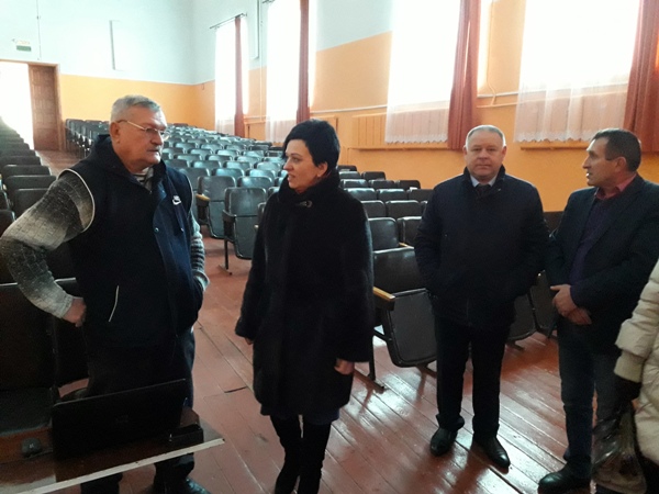 Депутат Госдумы Валентина Миронова посетила Дома культуры в Мглинском районе