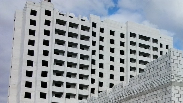 Брянские обманутые дольщики получили квартиры