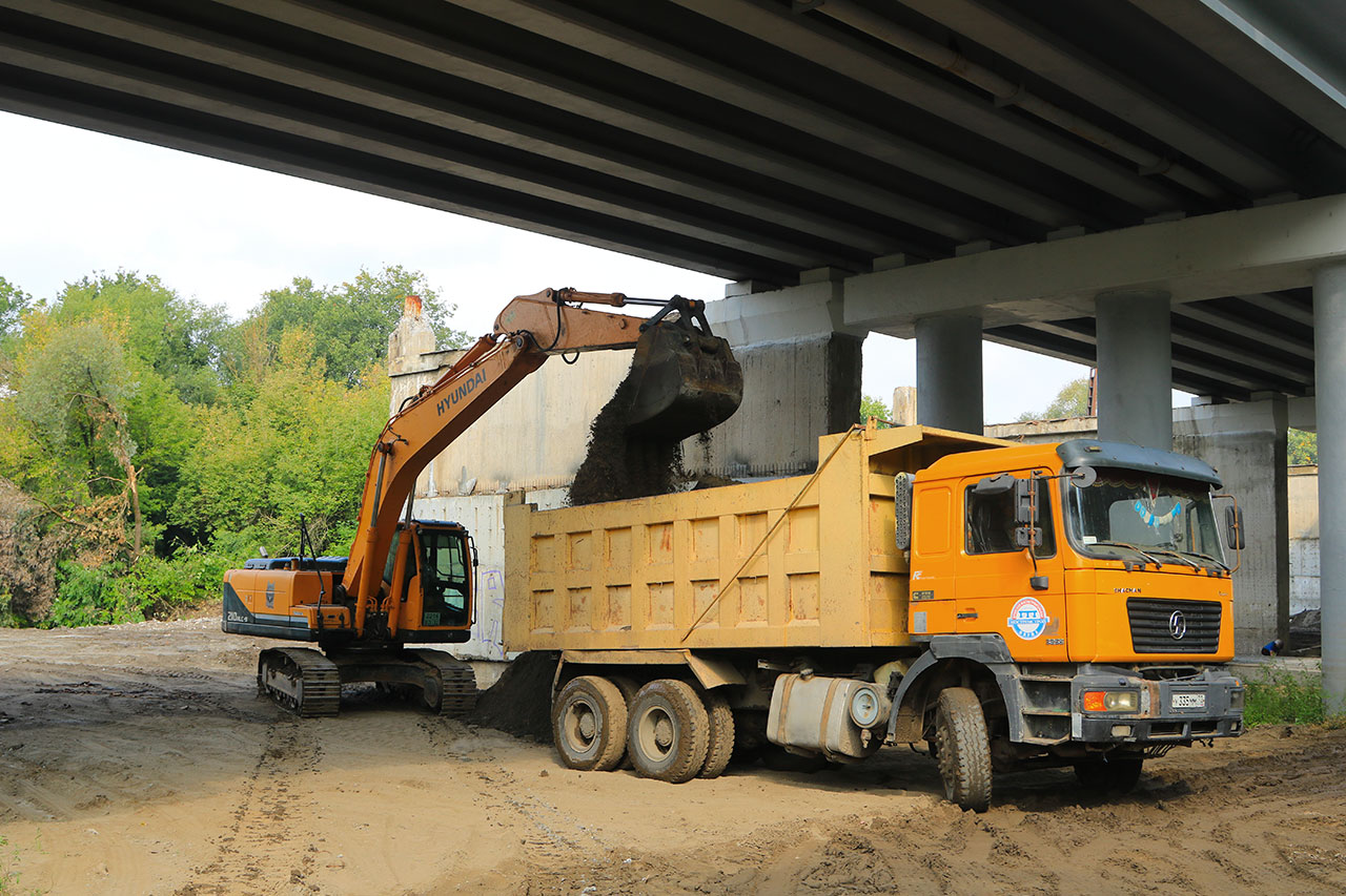 Выездное совещание на Первомайском мосту в Брянске