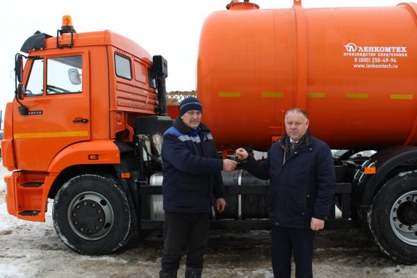 Администрация Мглинского района Брянской области приобрела новую вакуумную машину  для МУП ЖКХ