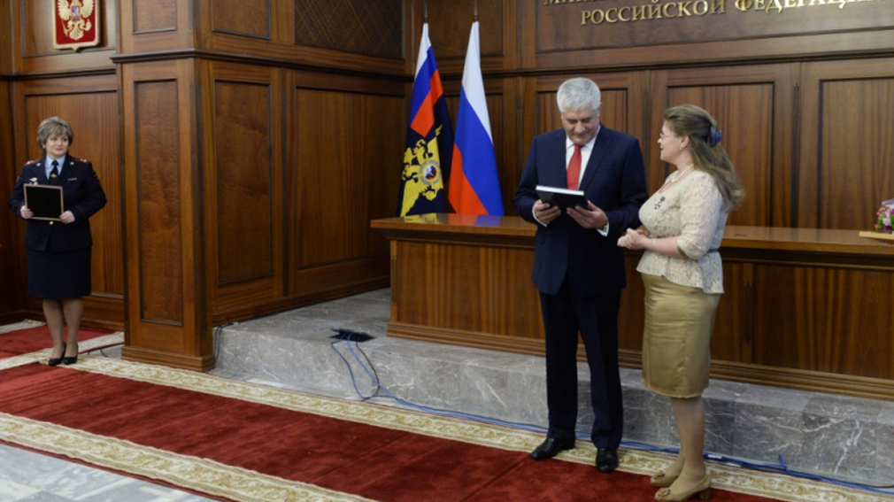 Брянская журналистка Ирина Чернявская получила награду  Министерства внутренних дел