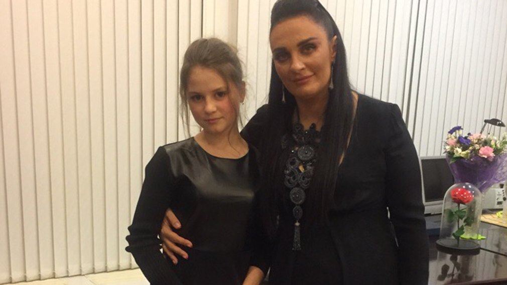 Благодаря акции «Мечтай со мной» девочка из Брянской области встретилась  с  Еленой  Ваенгой