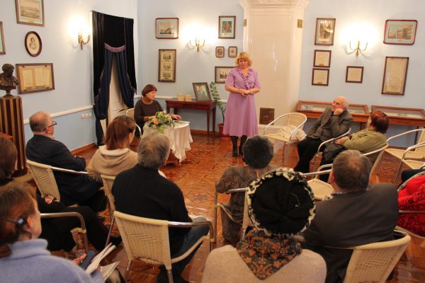 В брянском Овстуге провели мероприятия в честь дня рождения основателя музея-заповедника  В.Д.Гамолина