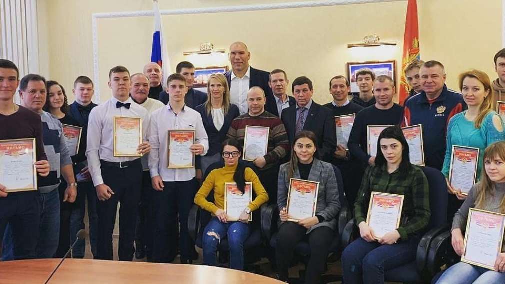 Николай Валуев обсудил с брянскими спортсменами развитие бокса в Брянской области