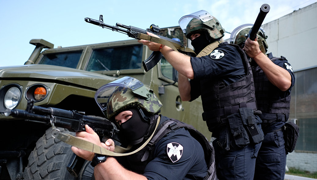 В Управлении  Росгвардии  по Брянской области ребятам  рассказали о мужских профессиях   