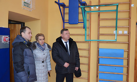 Заместитель Губернатора Брянской области Владимир Оборотов и директор департамента здравоохранения Андрей Бардуков посетили Гордеевский район