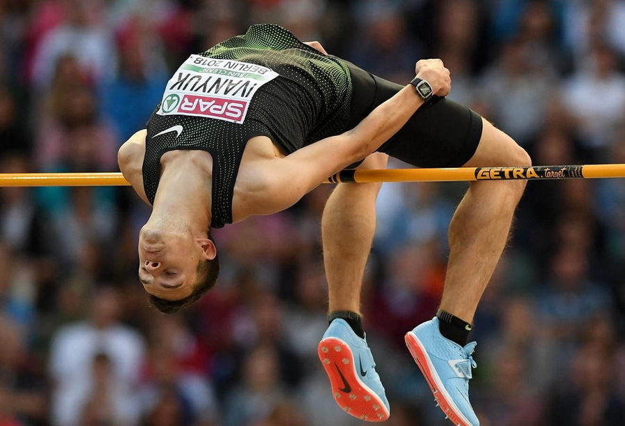 Брянский легкоатлет триумфально выступил на турнире во Франции