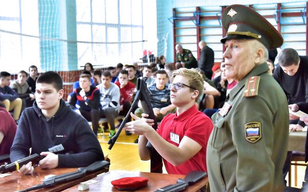 Кадеты из Брянска стали победителями спартакиады среди кадетских школ и юнармейцев Брянщины