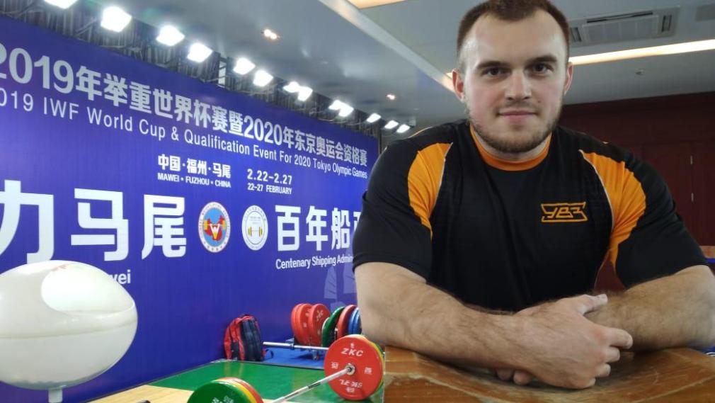 Брянец Егор Климов установил рекорд России в толчке штанги