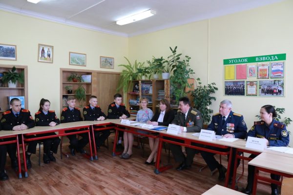 Ветераны УФСИН подвели итоги конкурса сочинений на патриотическую тематику среди воспитанников кадетской школы