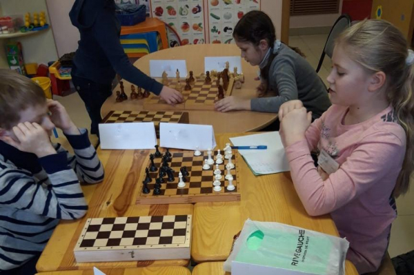 Шахматный турнир для детей организовало брянское отделение ОНФ