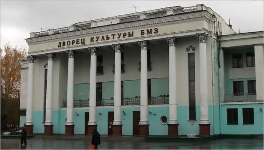 Ремонт здания ДК БМЗ продолжается