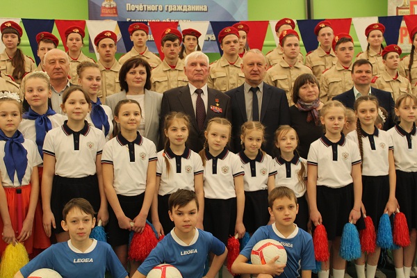 Кубок Героя Соцтруда разыгрывают волейболисты в Стародубе