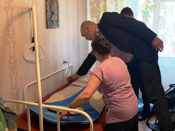 Депутат Госдумы Николай Валуев оказал помощь инвалиду из Брянска