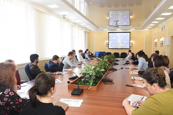 В Брянске состоялась лекция для  участников проекта «ПолитСтартап»