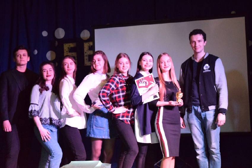 В брянском оздоровительном лагере «Берёзка» соревновались участники профильной смены «Школа лидерского успеха»