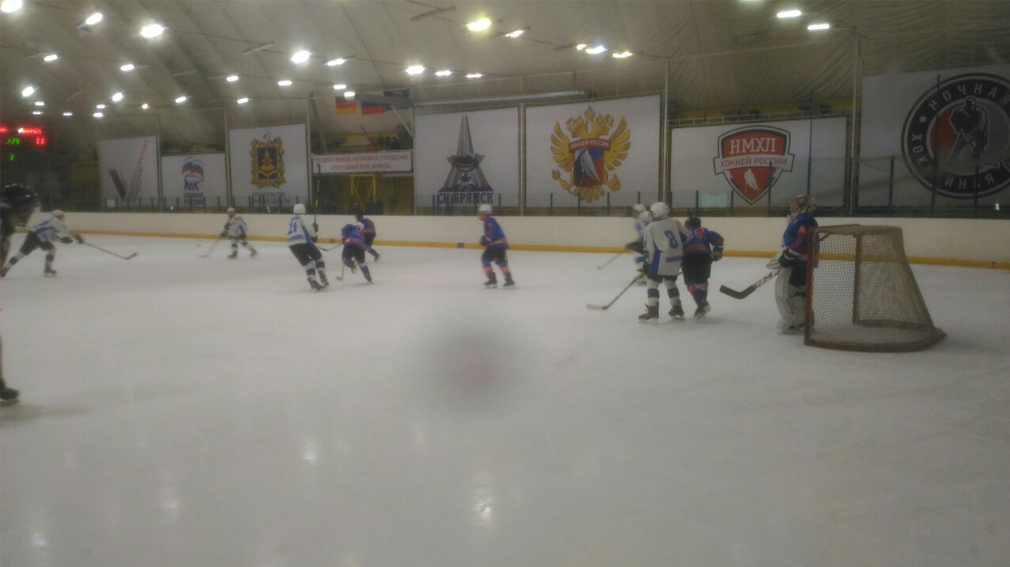 Международный хоккейный турнир среди игроков 2006 г.р. начался в Брянске