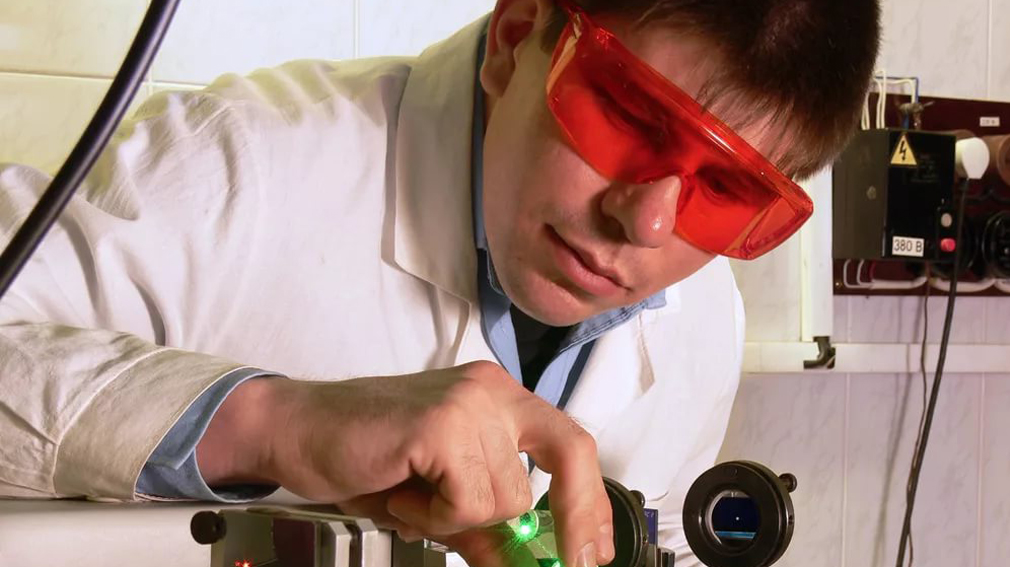 Физикам БГУ выделен грант российским научным фондом