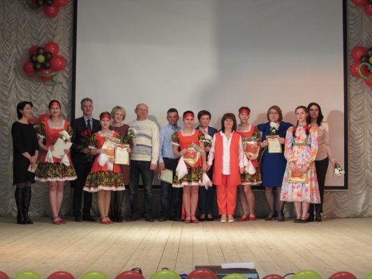 Навлинский детский танцевальный коллектив «Калинка»отметил свое 40-летие