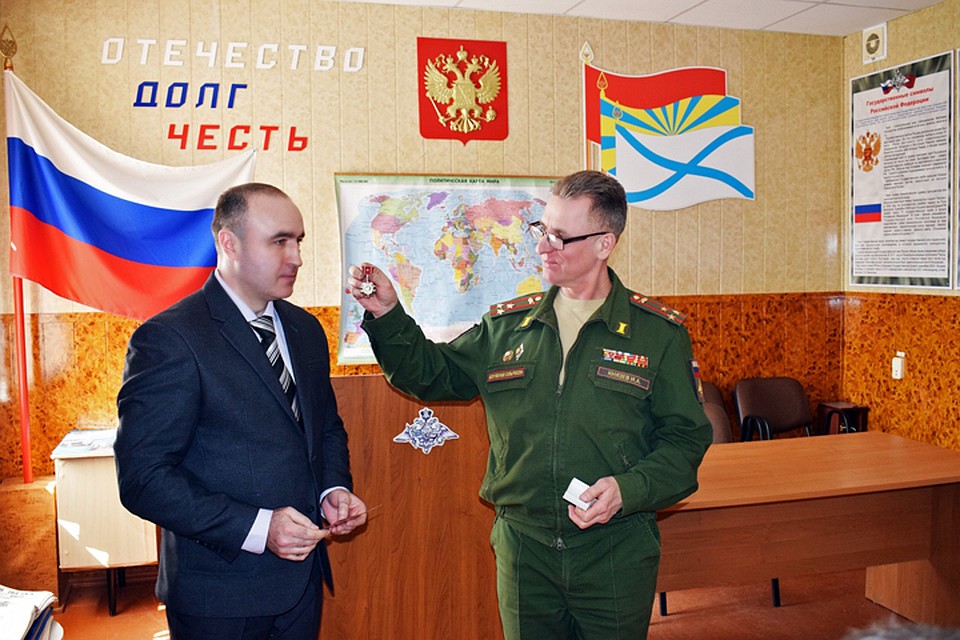 Брянцу вручили медаль с опозданием на 27 лет.