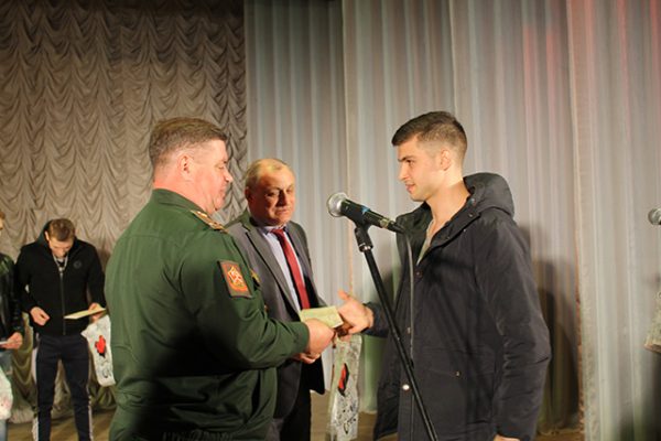 В Погарском районе Брянщины прошло торжественное мероприятие «Служить России»