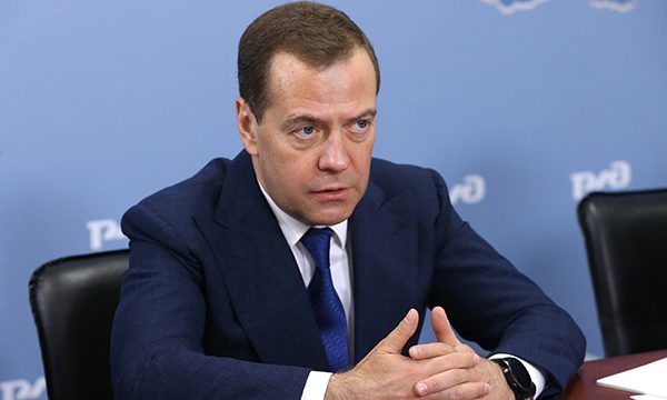 Дмитрий Медведев подписал постановление создающее возможность для снижении платы граждан за вывоз твердых коммунальных отходов
